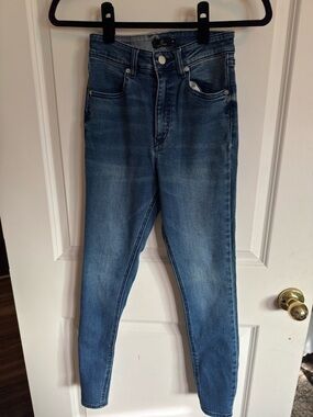 Volcom Women's Skinny Jeans in Blue Wash Denim